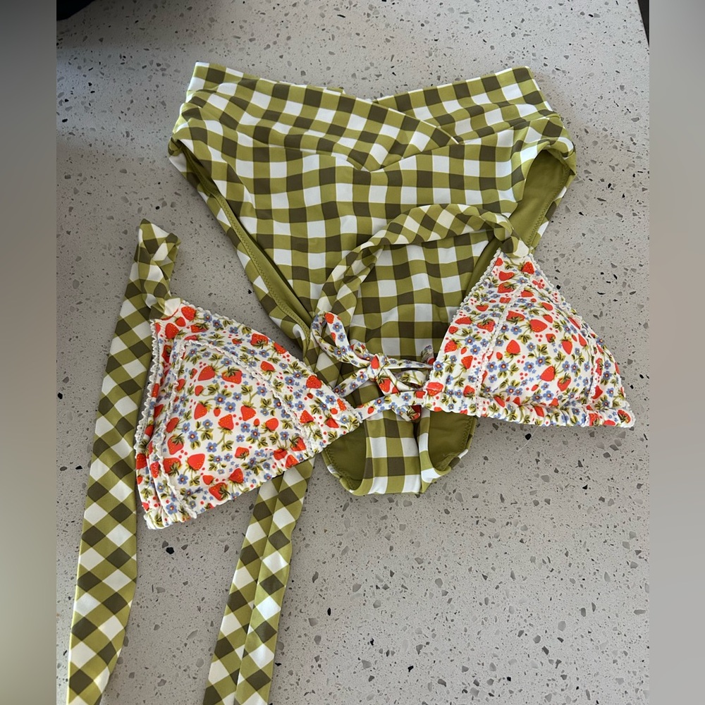 Aerie bikini top and matching high waisted bottoms! Strawberry and Gingham